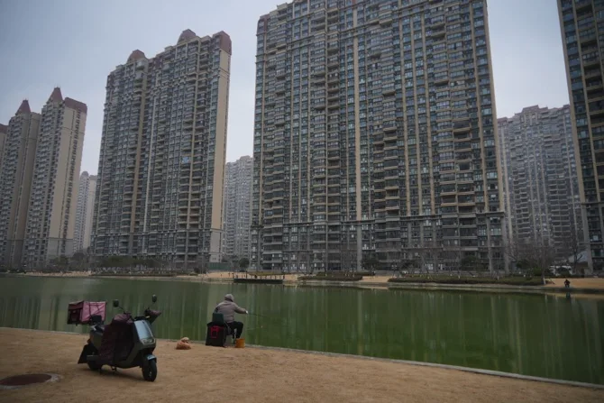 Housing: As economy slows, young Chinese are snapping up cheap apartments to ‘retire’ early