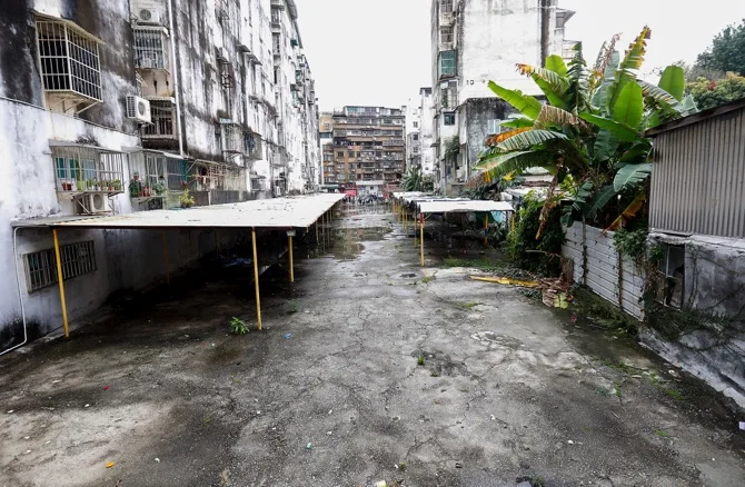 Gov’t retrieves land plot to use as temporary parking lot